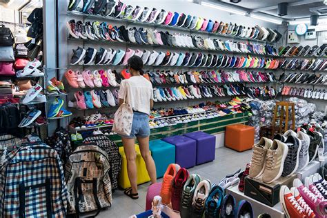 korean fake clothing and shoes night market